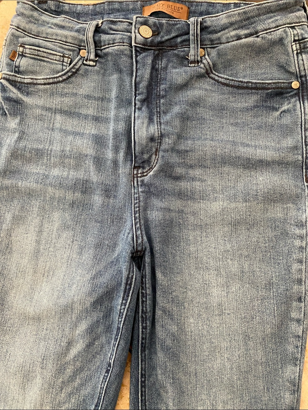 Judy Blue Light Wash Slim Straight Jeans